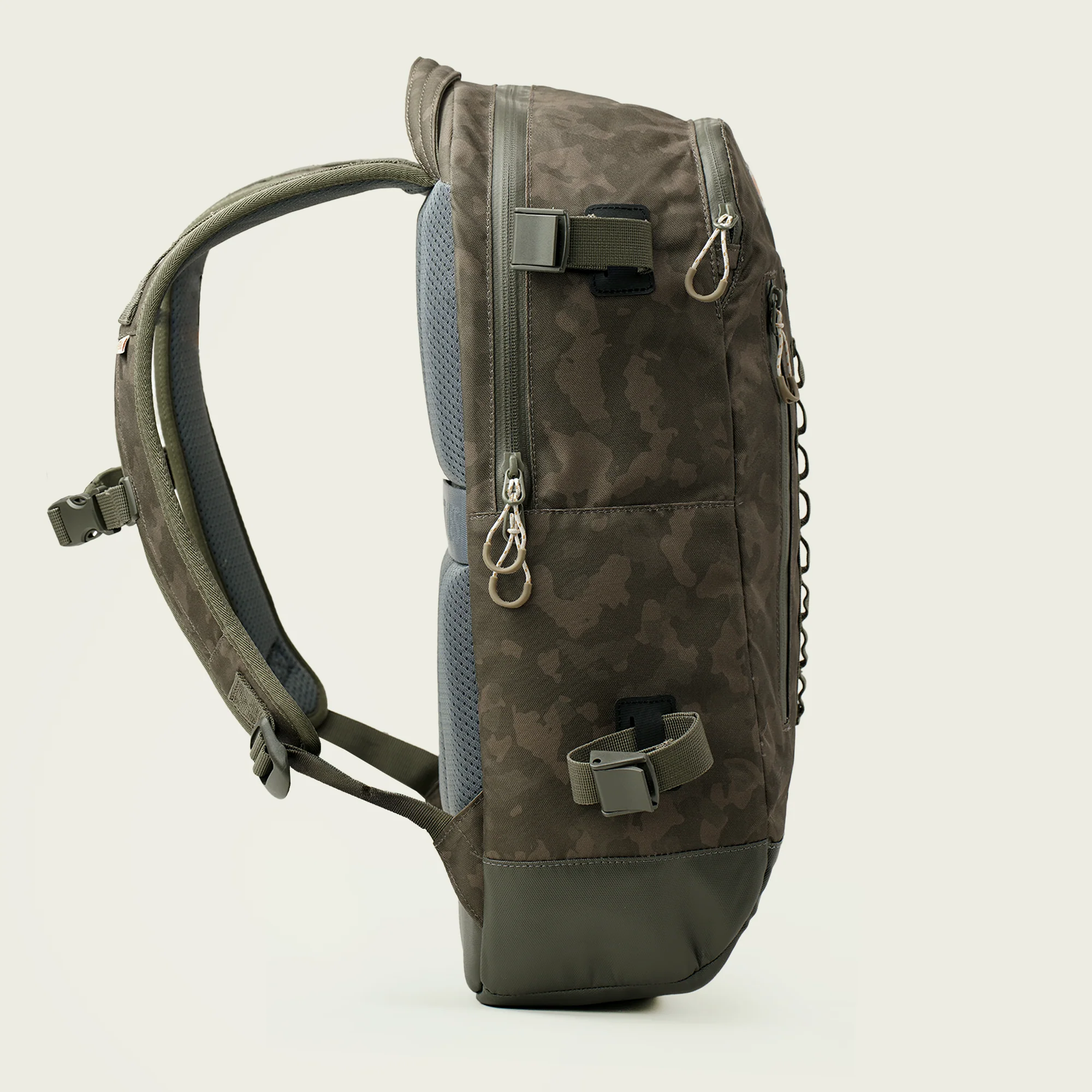 Pursuit 22L Backpack - Image 5